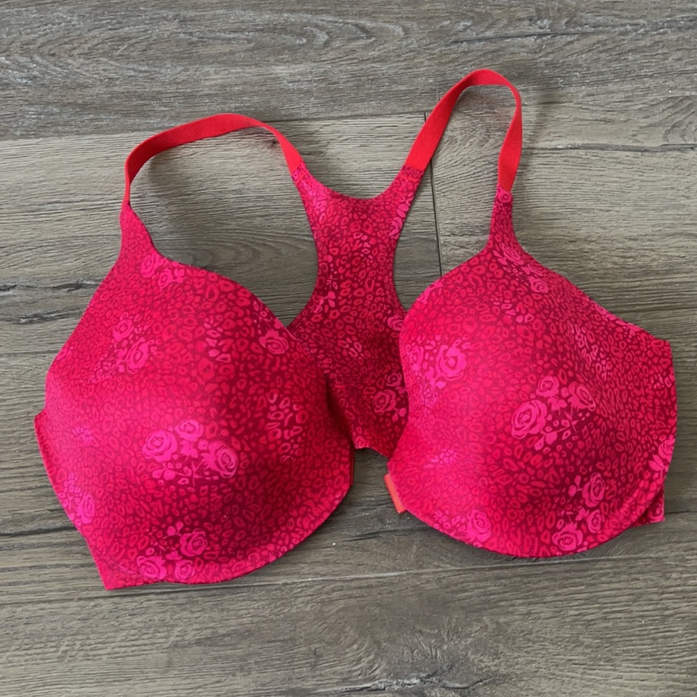 Victoria’s Secret Racerback Demi - Picture 12 of 16